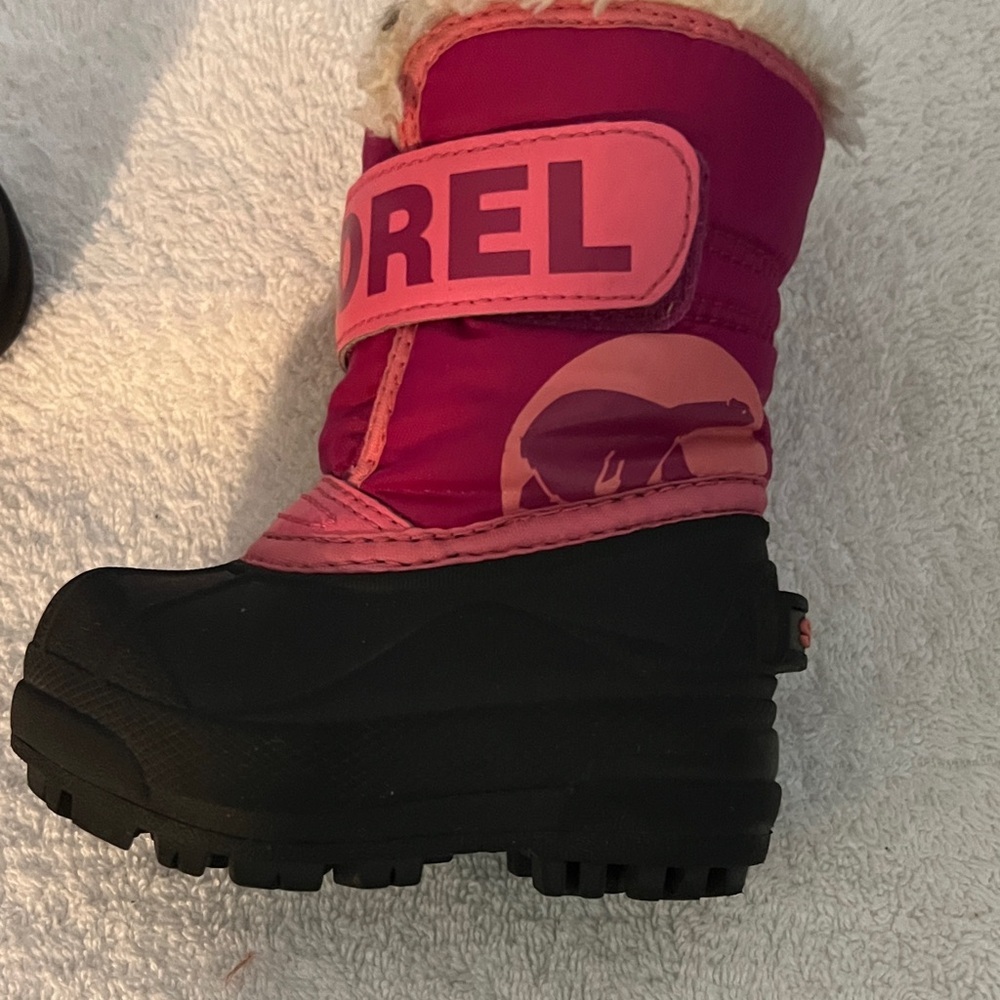 Sorel Kids Pink and Magenta Cold-Weather Boot - Picture 2 of 6